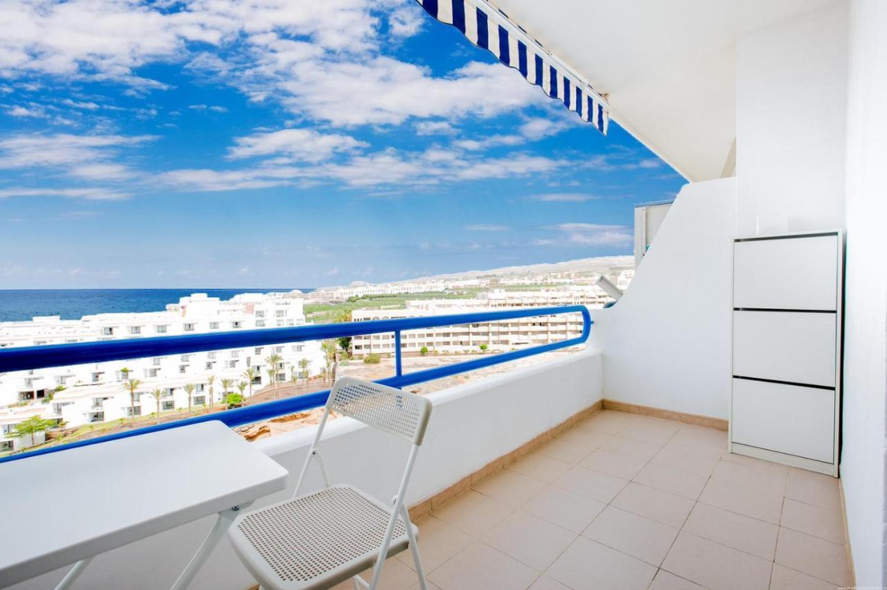 Holiday Studio With Pool Costa Adeje  Buitenkant foto
